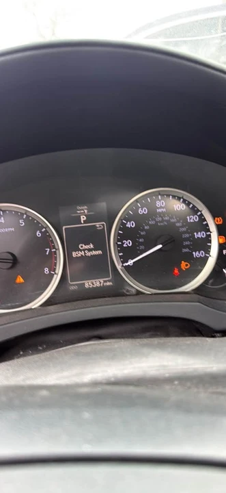 2014 Lexus IS 3rd Gen - Image 6 of 9