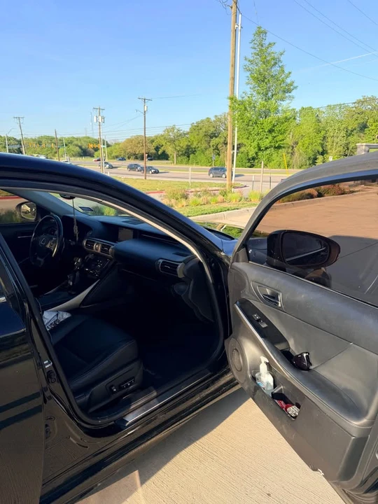 2014 Lexus IS 3rd Gen - Image 11 of 20