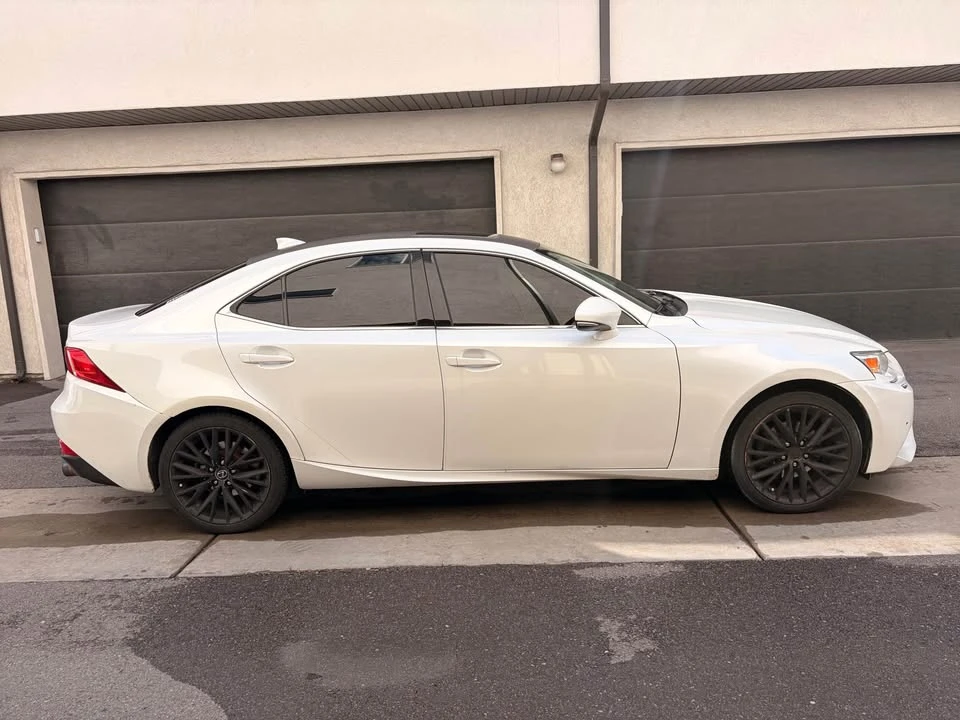 2014 Lexus IS 3rd Gen - Image 4 of 19