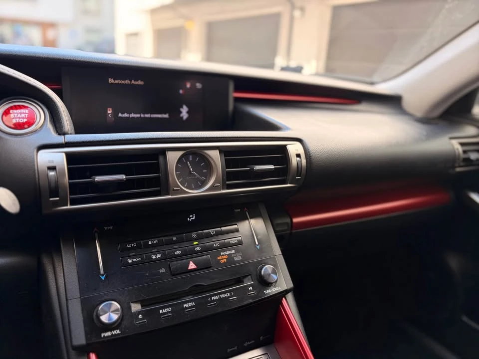 2014 Lexus IS 3rd Gen - Image 15 of 19