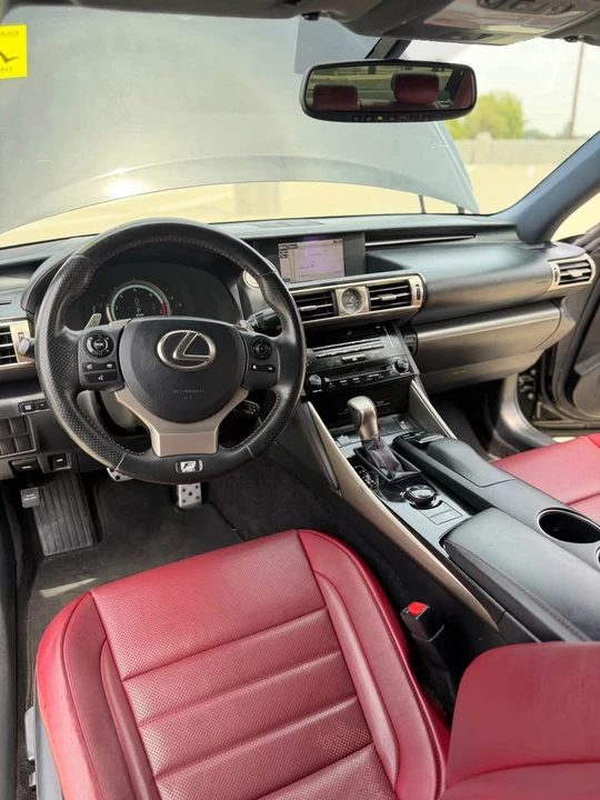 2014 Lexus IS 3rd Gen - Image 9 of 20