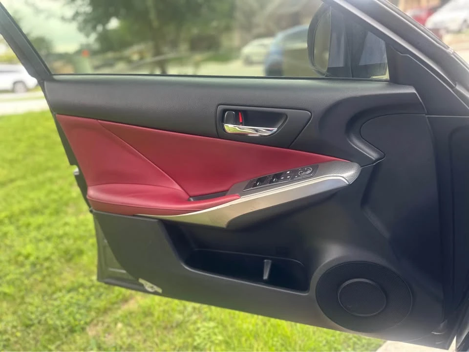 2014 Lexus IS 3rd Gen - Image 13 of 14