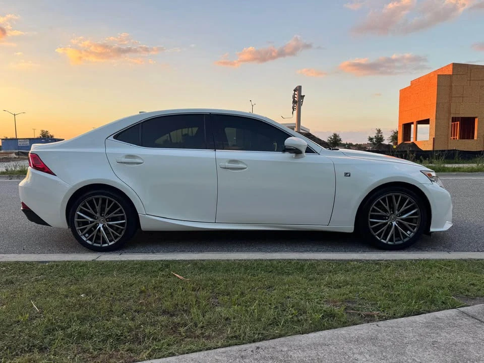 2014 Lexus IS 3rd Gen - Image 5 of 15