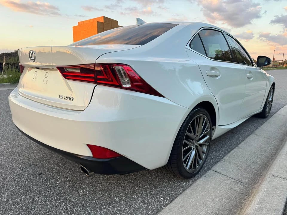 2014 Lexus IS 3rd Gen - Image 8 of 15