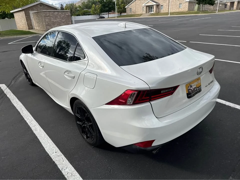 2014 Lexus IS 3rd Gen - Image 8 of 20