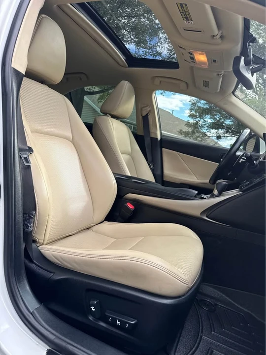 2014 Lexus IS 3rd Gen - Image 14 of 20