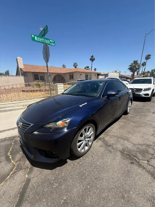 2014 Lexus IS 3rd Gen - Image 4 of 12