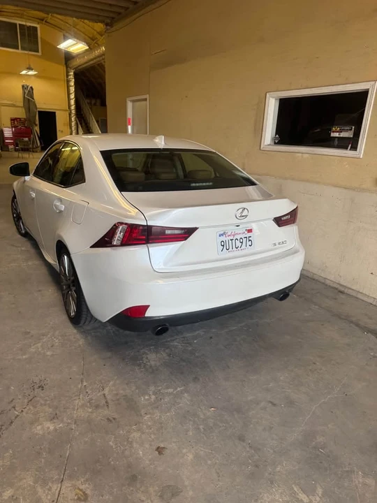 2014 Lexus IS 3rd Gen - Image 3 of 11