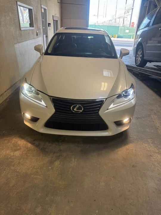 2014 Lexus IS 3rd Gen - Image 10 of 11