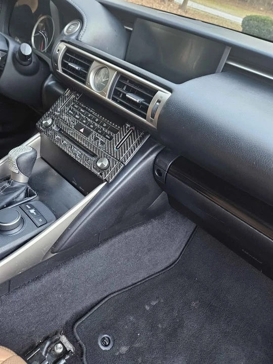 2014 Lexus IS 3rd Gen - Image 18 of 20
