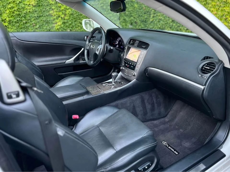 2014 Lexus IS 2nd Gen - Image 4 of 18