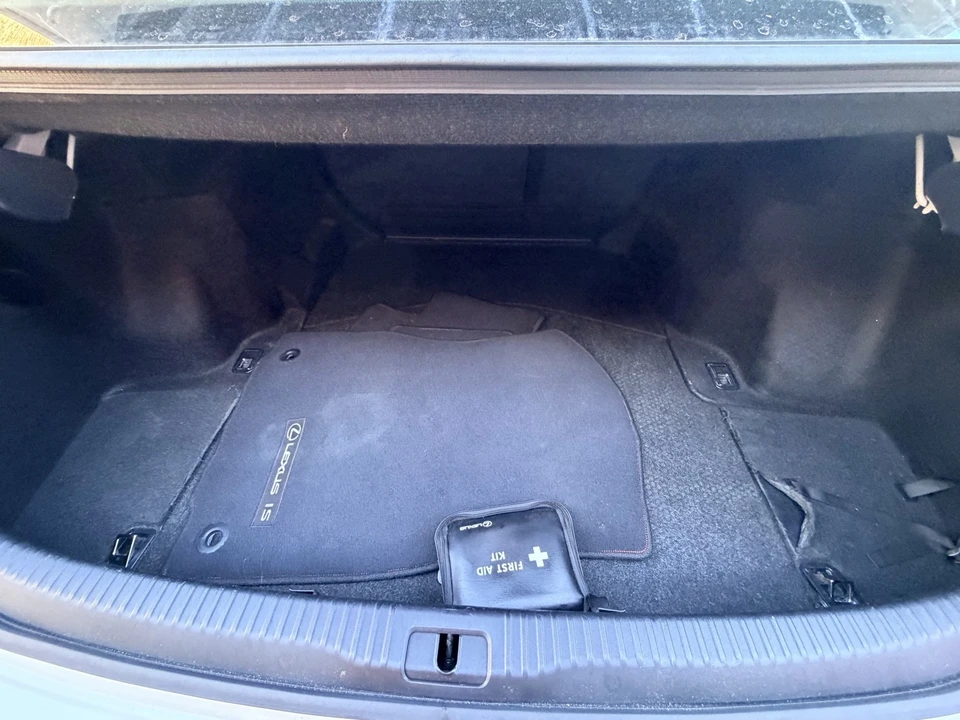 2014 Lexus IS 3rd Gen - Image 19 of 20
