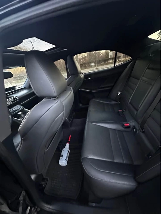 2014 Lexus IS 3rd Gen - Image 15 of 20