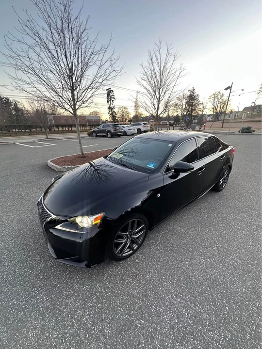 2014 Lexus IS 3rd Gen - Image 4 of 20