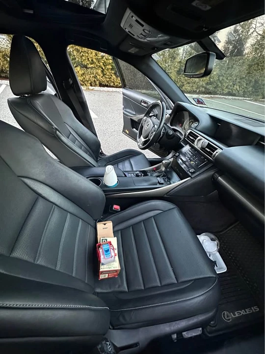 2014 Lexus IS 3rd Gen - Image 14 of 20