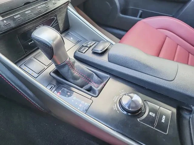 2014 Lexus IS 3rd Gen - Image 7 of 12