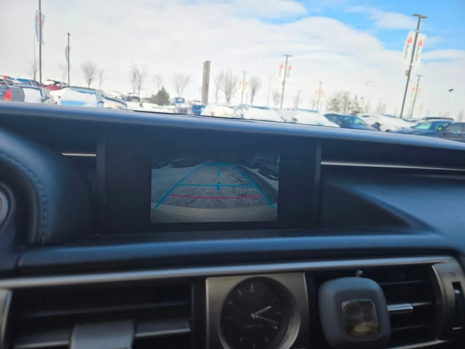 2014 Lexus IS 3rd Gen - Image 18 of 20