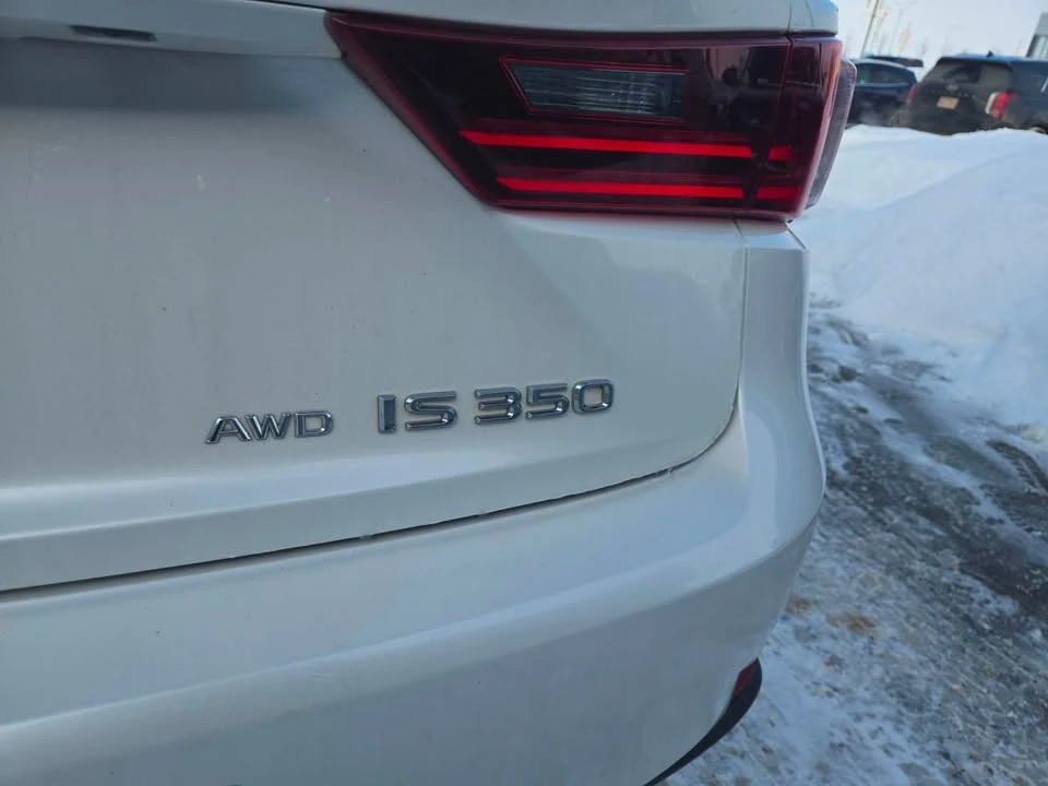 2014 Lexus IS 3rd Gen - Image 6 of 20