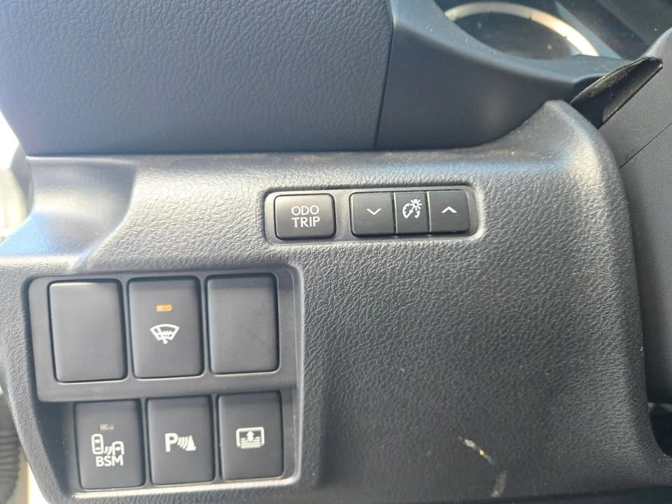 2014 Lexus IS 3rd Gen - Image 15 of 20