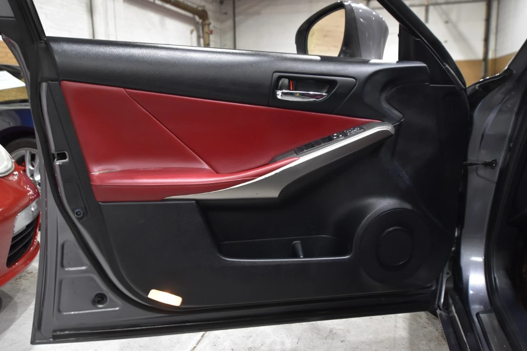 2014 Lexus IS 3rd Gen - Image 11 of 21
