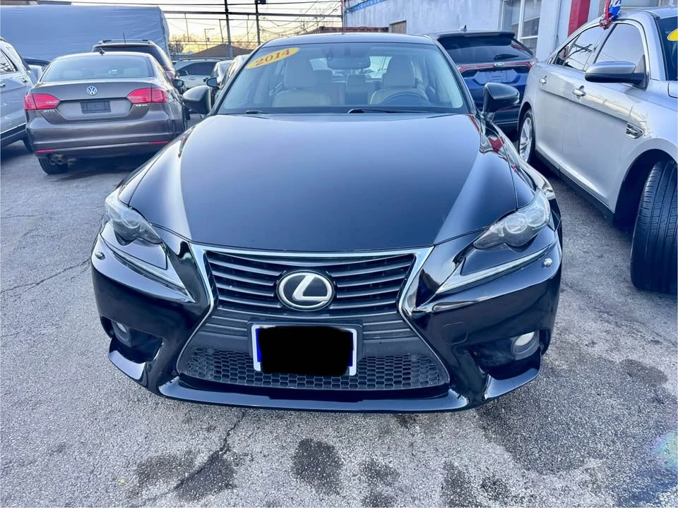 2014 Lexus IS 3rd Gen - Image 8 of 9