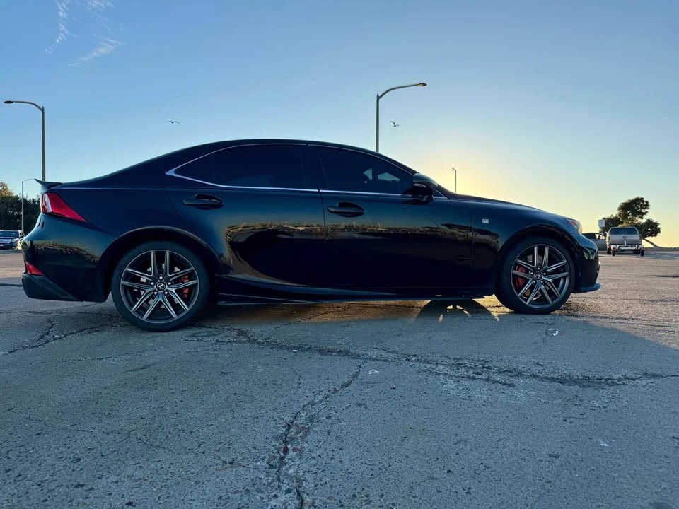 2014 Lexus IS 3rd Gen - Image 6 of 12