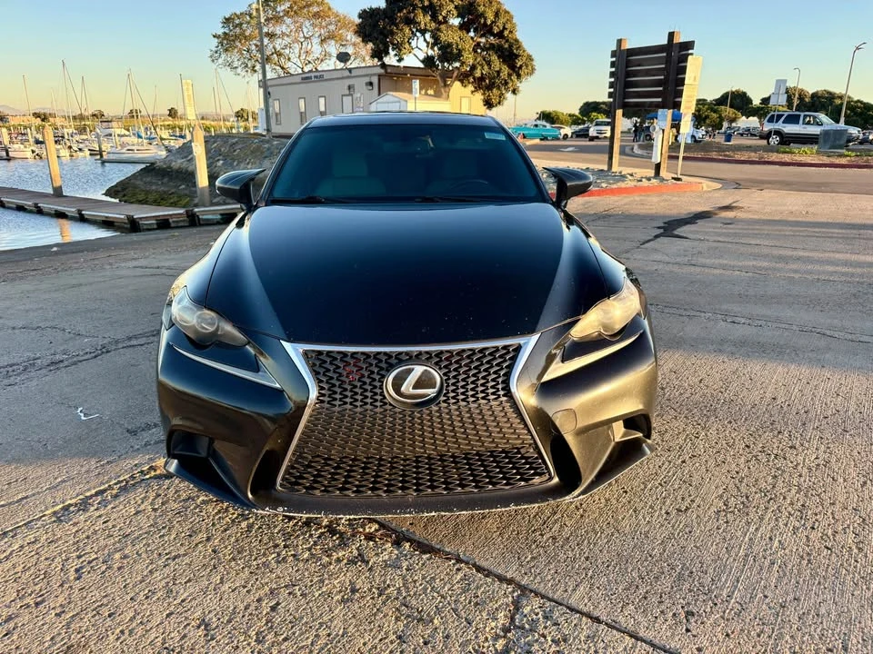 2014 Lexus IS 3rd Gen - Image 8 of 12