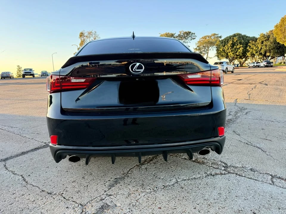 2014 Lexus IS 3rd Gen - Image 4 of 12