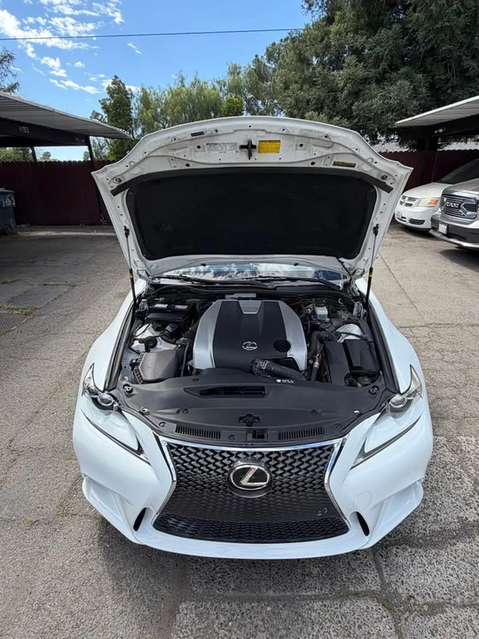 2014 Lexus IS 3rd Gen - Image 5 of 15