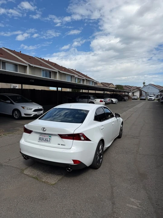 2014 Lexus IS 3rd Gen - Image 6 of 15
