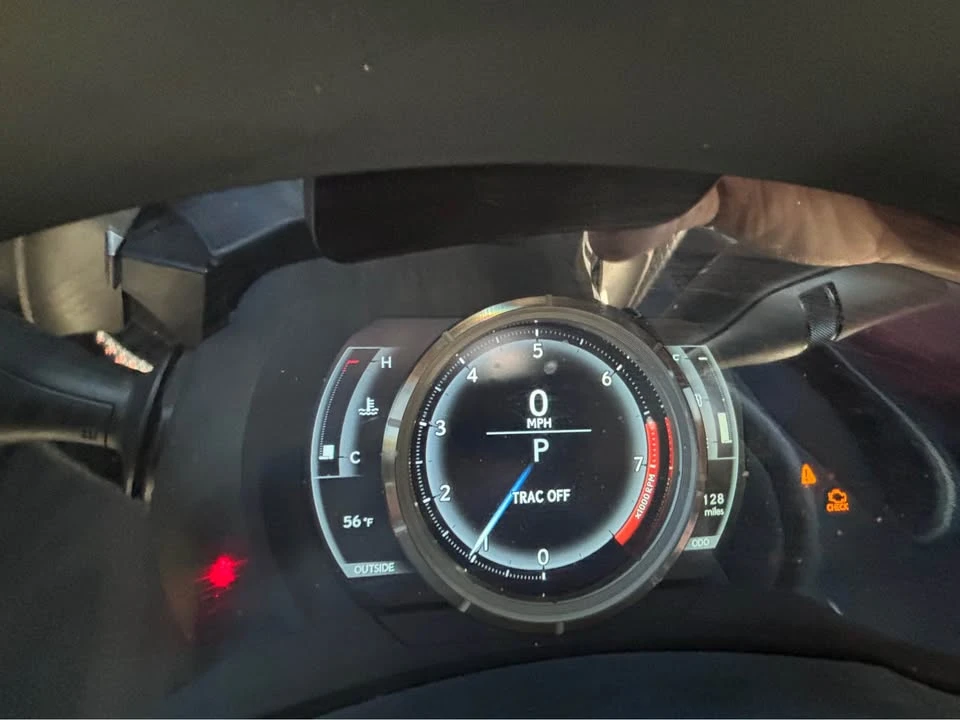2014 Lexus IS 3rd Gen - Image 16 of 20