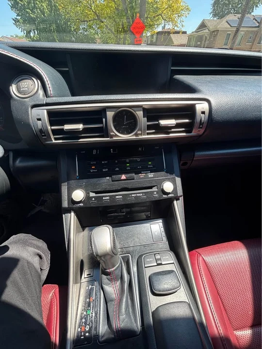 2014 Lexus IS 3rd Gen - Image 19 of 20