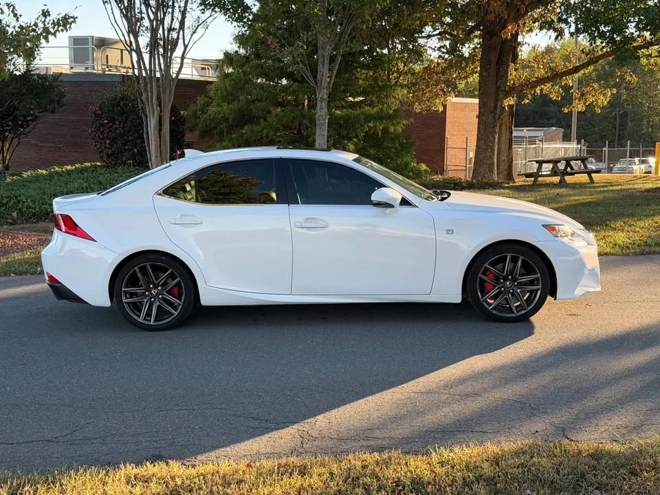 2014 Lexus IS 3rd Gen - Image 8 of 20