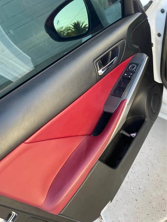 2014 Lexus IS 3rd Gen - Image 4 of 9