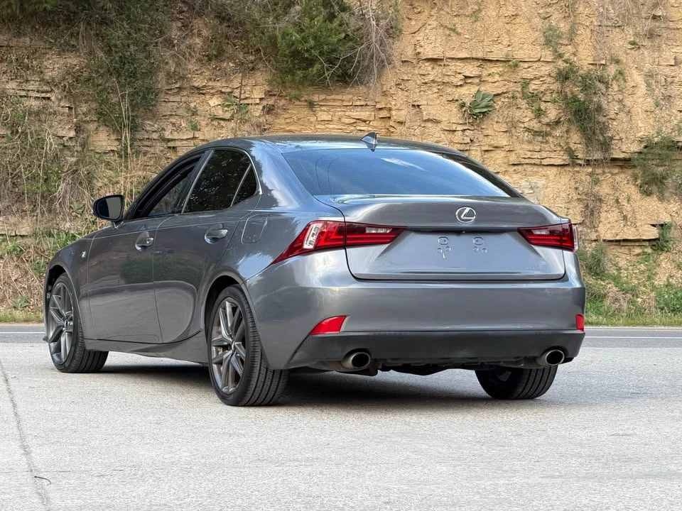 2014 Lexus IS 3rd Gen - Image 4 of 16