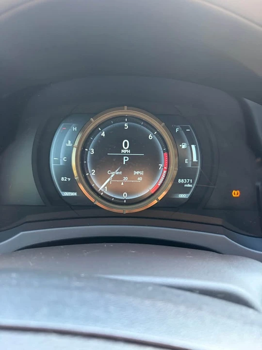 2014 Lexus IS 3rd Gen - Image 11 of 14