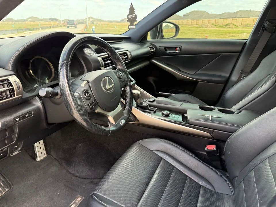 2014 Lexus IS 3rd Gen - Image 13 of 17