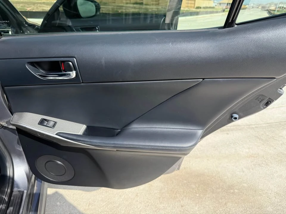 2014 Lexus IS 3rd Gen - Image 10 of 17