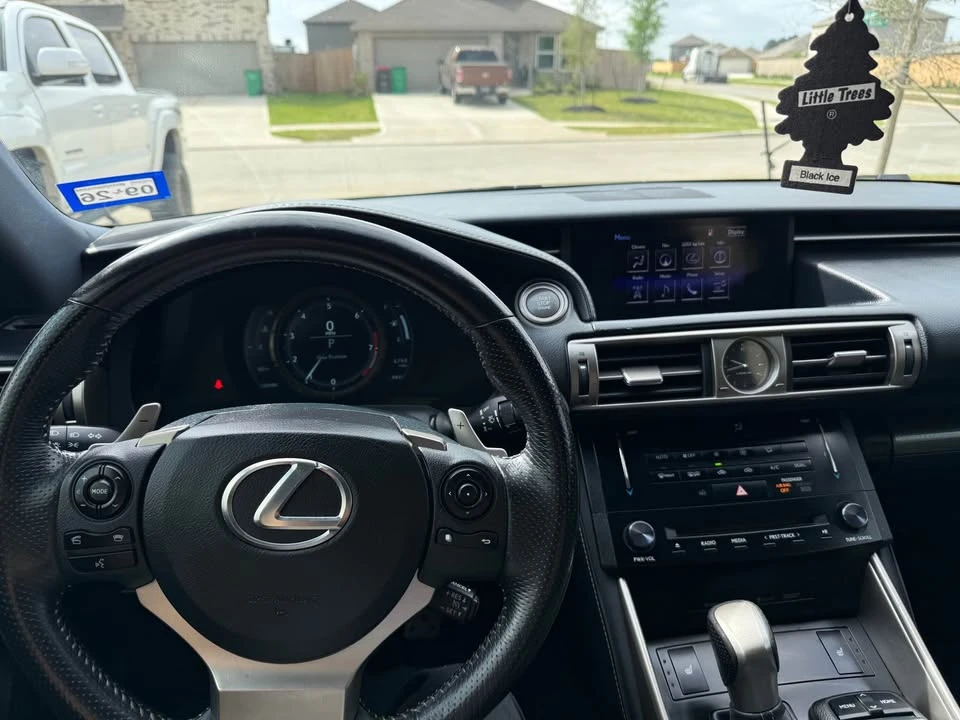 2014 Lexus IS 3rd Gen - Image 12 of 17