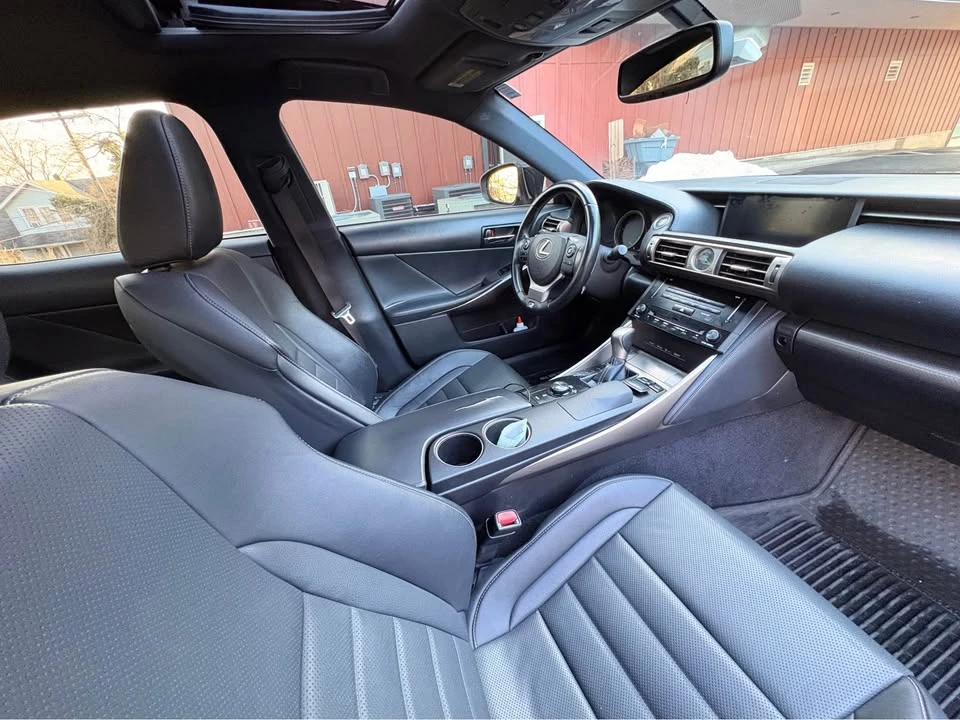 2014 Lexus IS 3rd Gen - Image 4 of 10