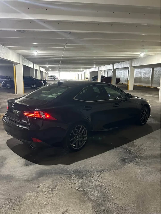 2014 Lexus IS 3rd Gen - Image 6 of 8