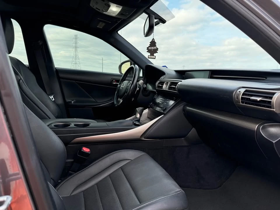2014 Lexus IS 3rd Gen - Image 15 of 17