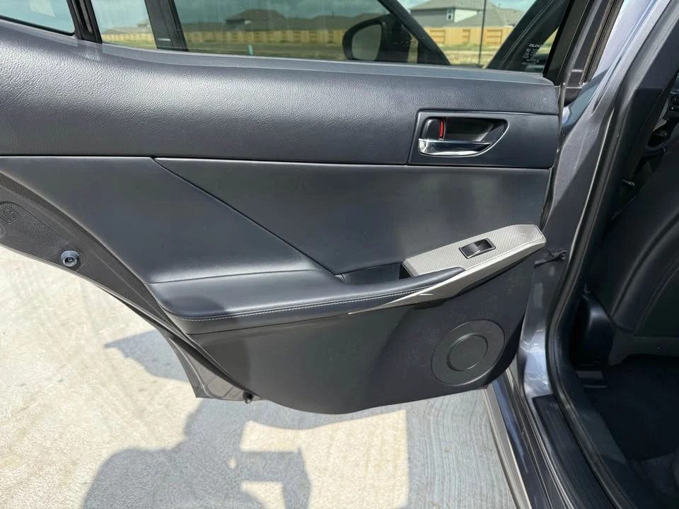 2014 Lexus IS 3rd Gen - Image 11 of 17