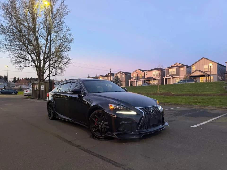 2014 Lexus IS 3rd Gen - Image 9 of 14