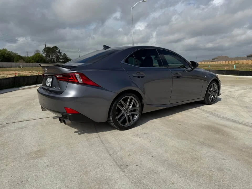 2014 Lexus IS 3rd Gen - Image 4 of 17