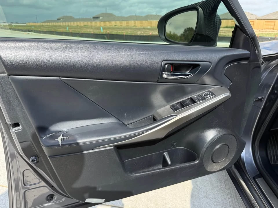2014 Lexus IS 3rd Gen - Image 8 of 17