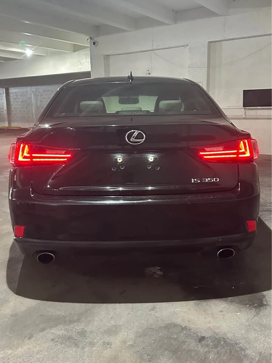 2014 Lexus IS 3rd Gen - Image 5 of 8