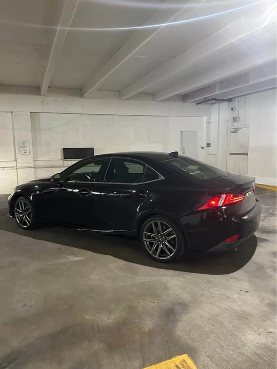 2014 Lexus IS 3rd Gen - Image 4 of 8