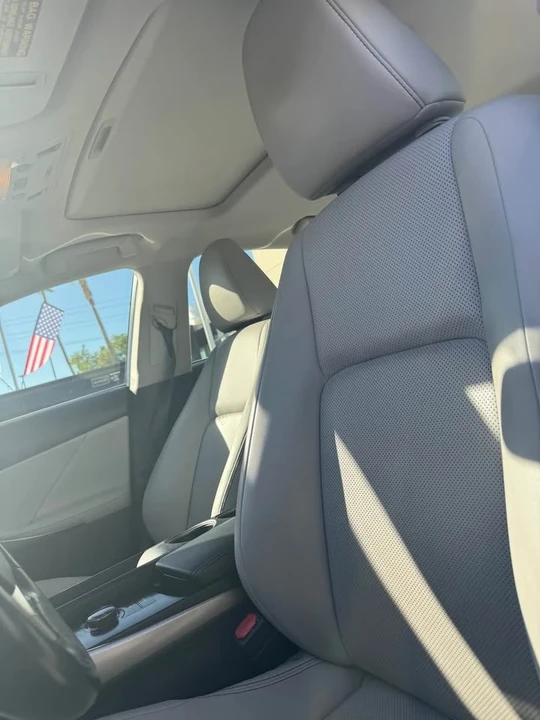 2014 Lexus IS 3rd Gen - Image 4 of 10