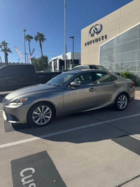 2014 Lexus IS 3rd Gen - Image 8 of 10